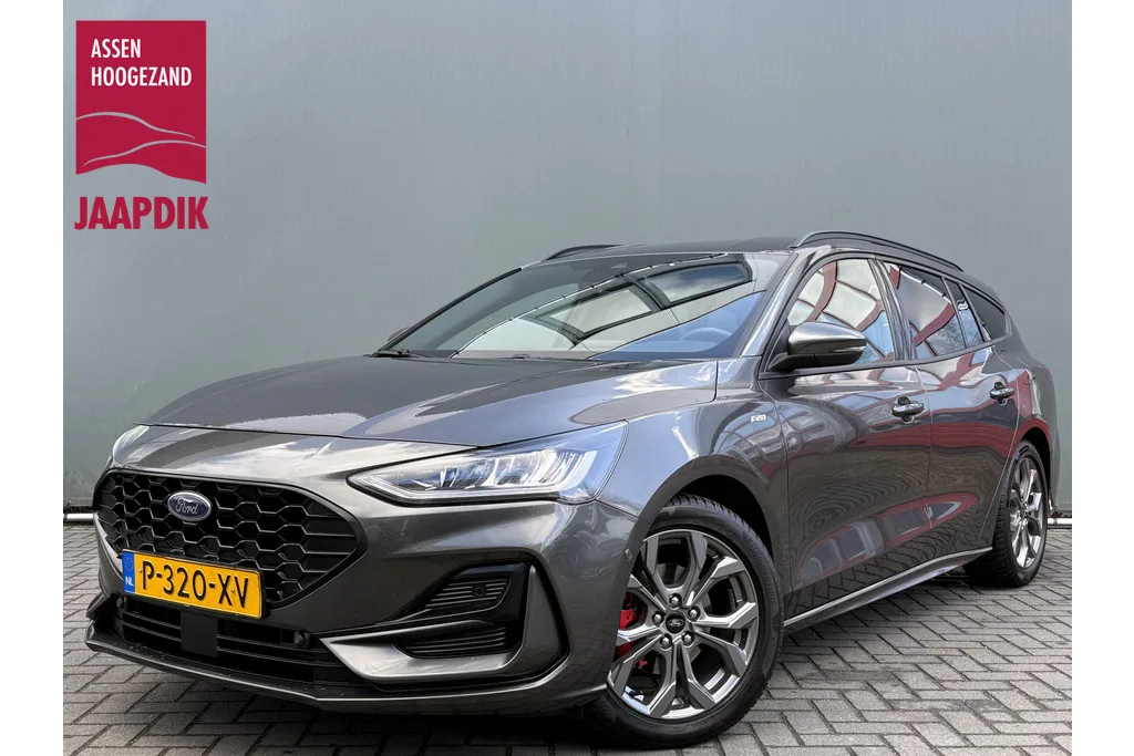 Ford Focus (2022) — foto 1