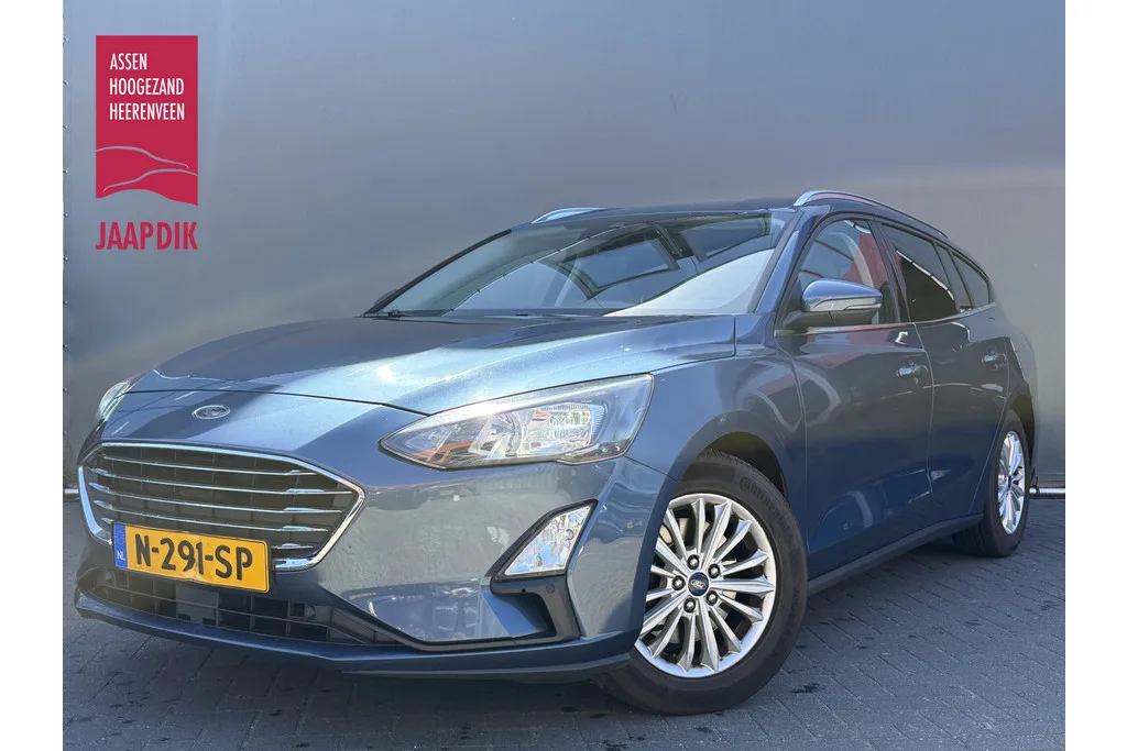 Ford Focus (2022) — foto 1