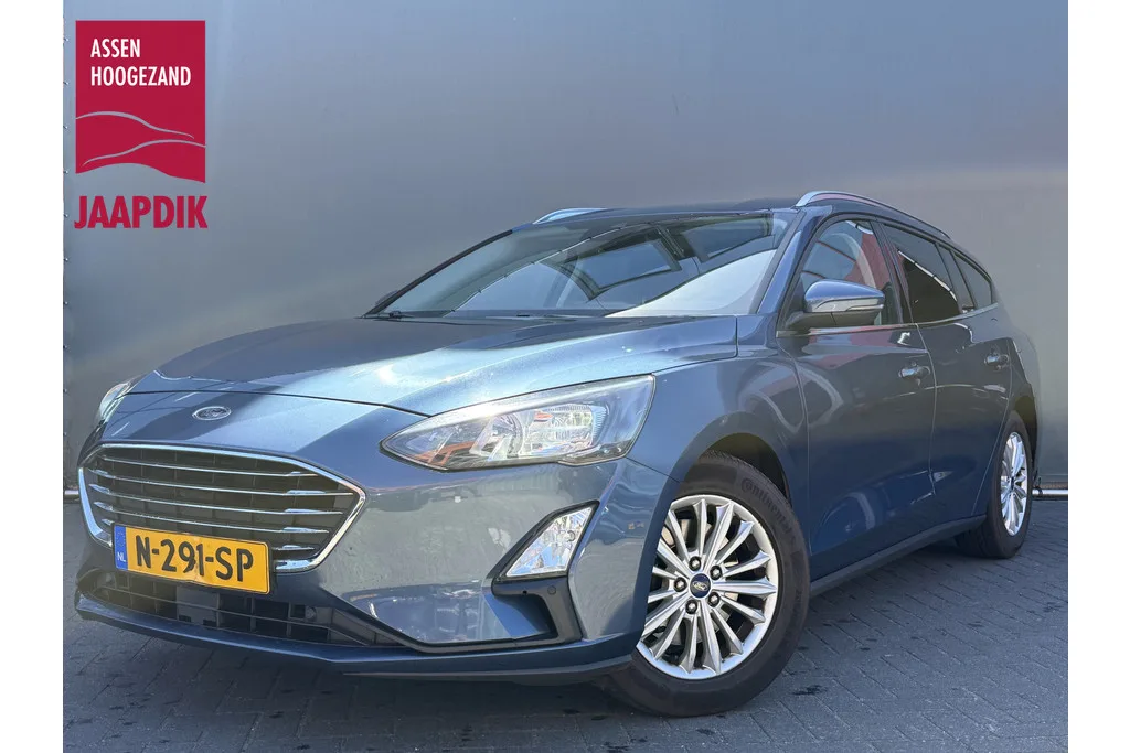 Ford Focus (2022) — foto 1