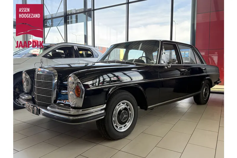 Mercedes-Benz 200-Serie (1972)