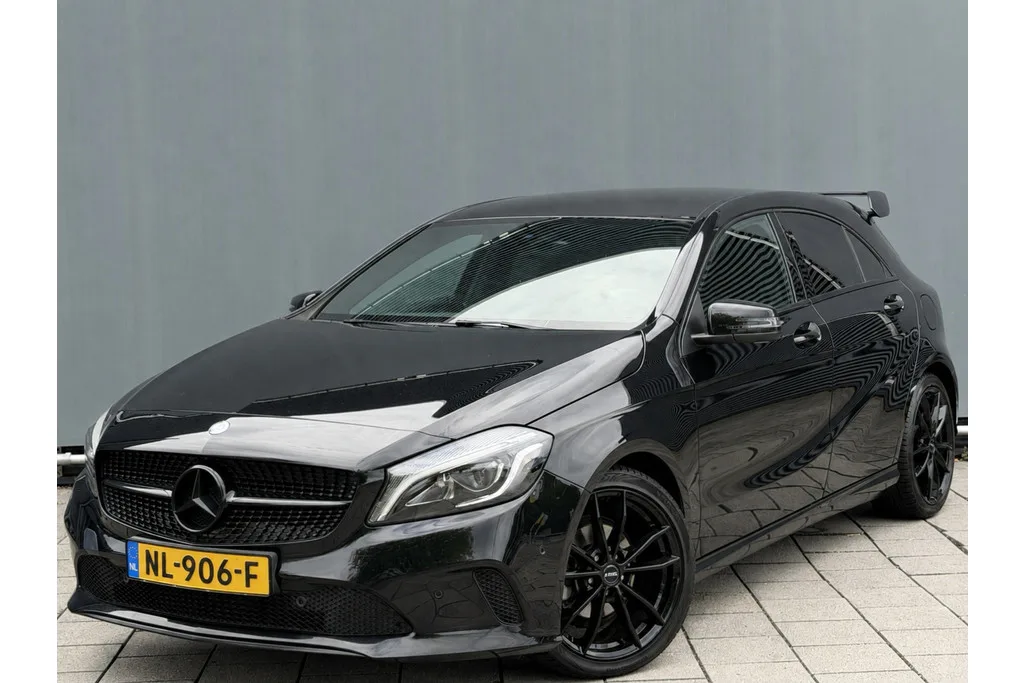 Mercedes-Benz A-Klasse (2017) — foto 1