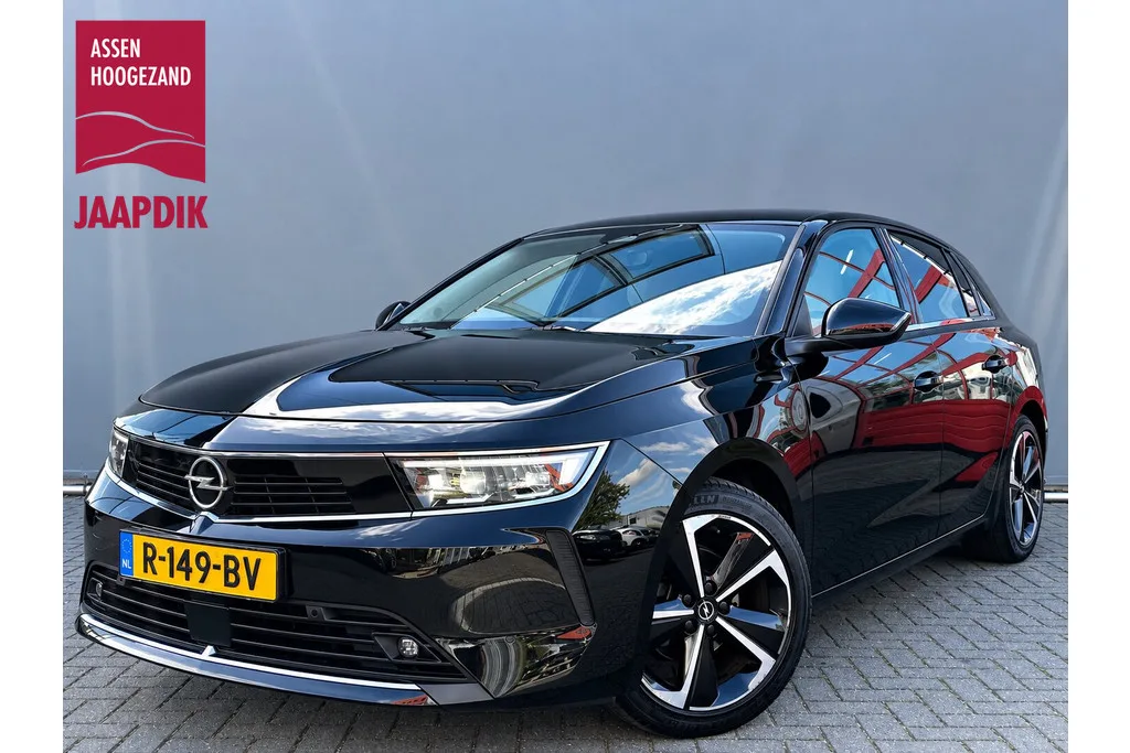 Opel Astra (2022) — foto 1