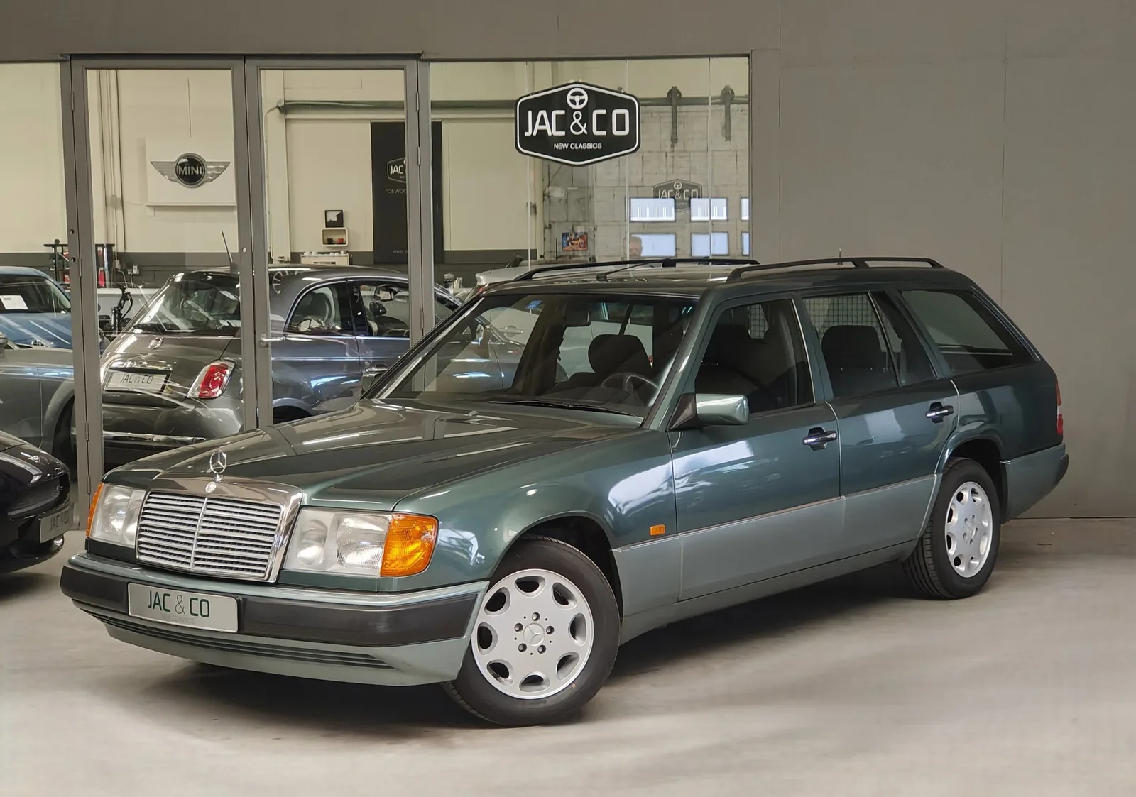 Mercedes-Benz E-Klasse (1991) — foto 1