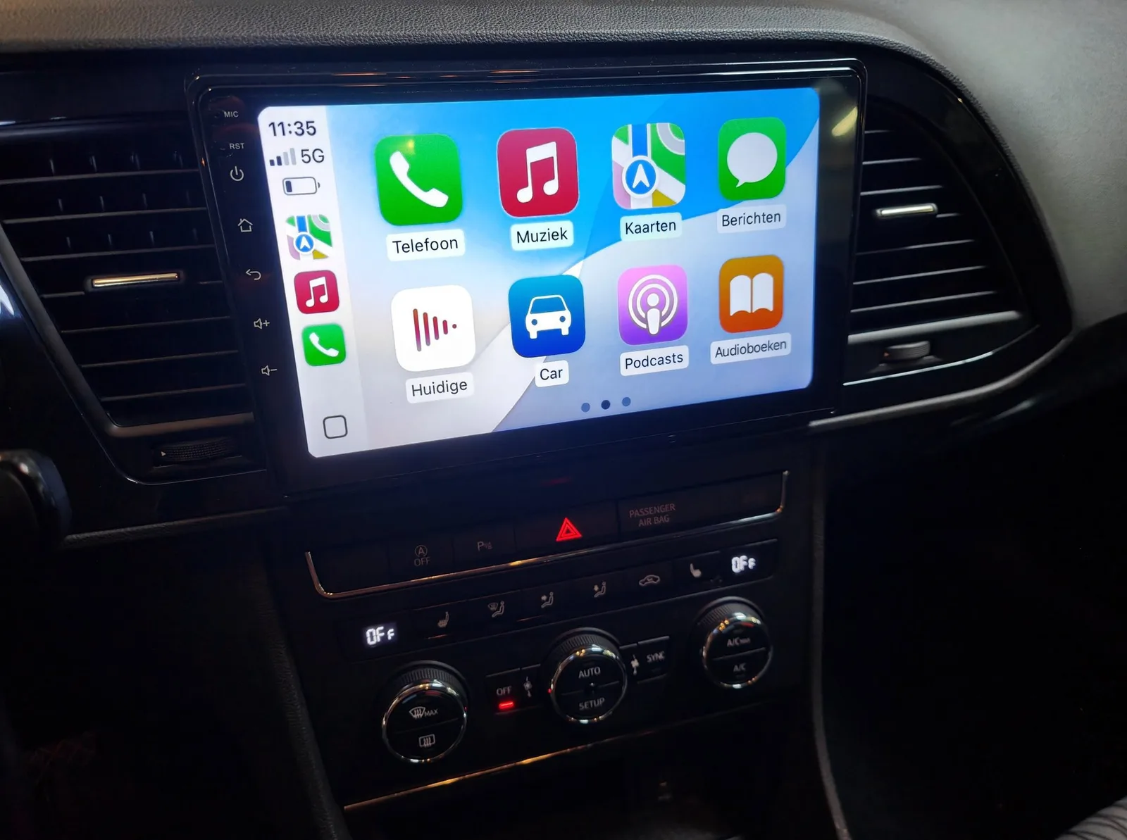 SEAT Leon (2015) — foto 1