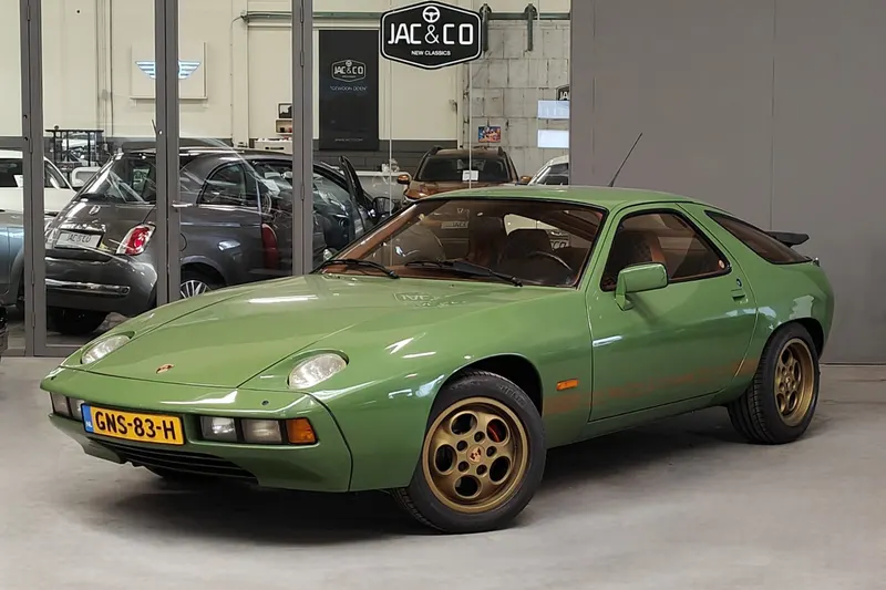Porsche 928 (1978)