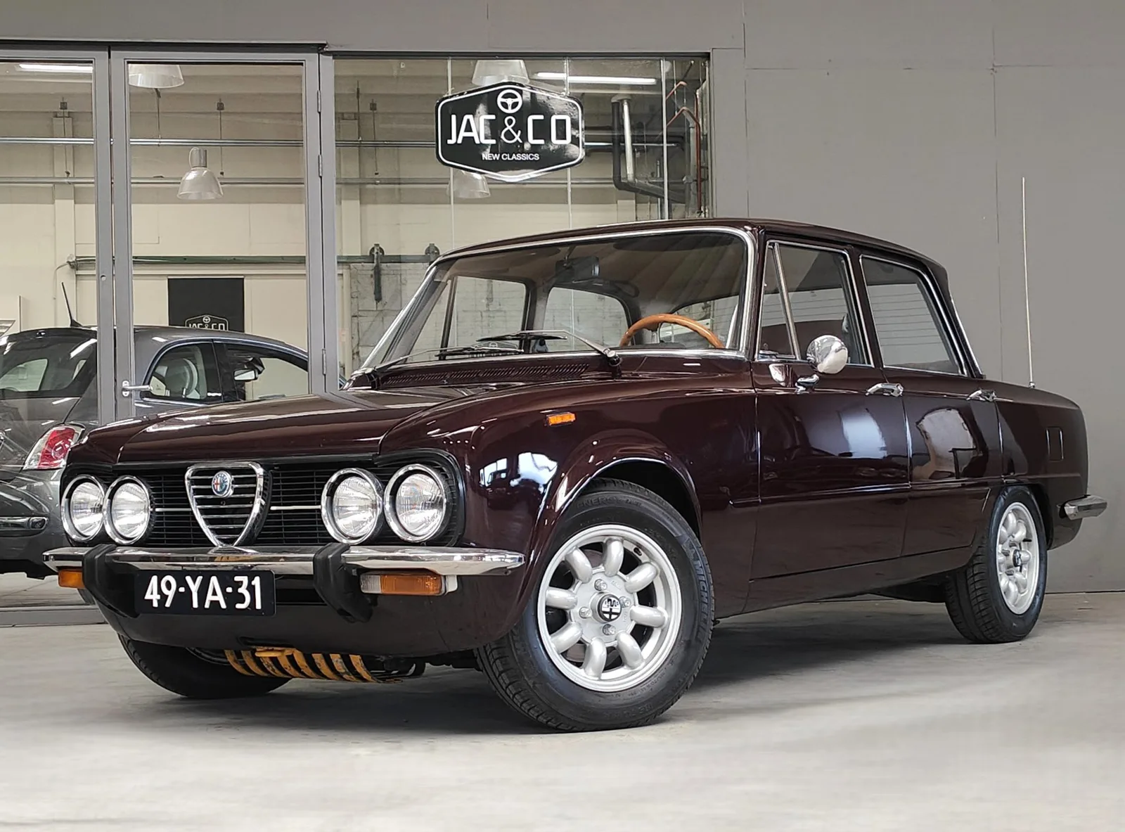 Alfa Romeo Giulia (1975) — foto 1