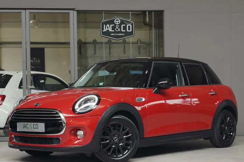 MINI Cooper (2015)