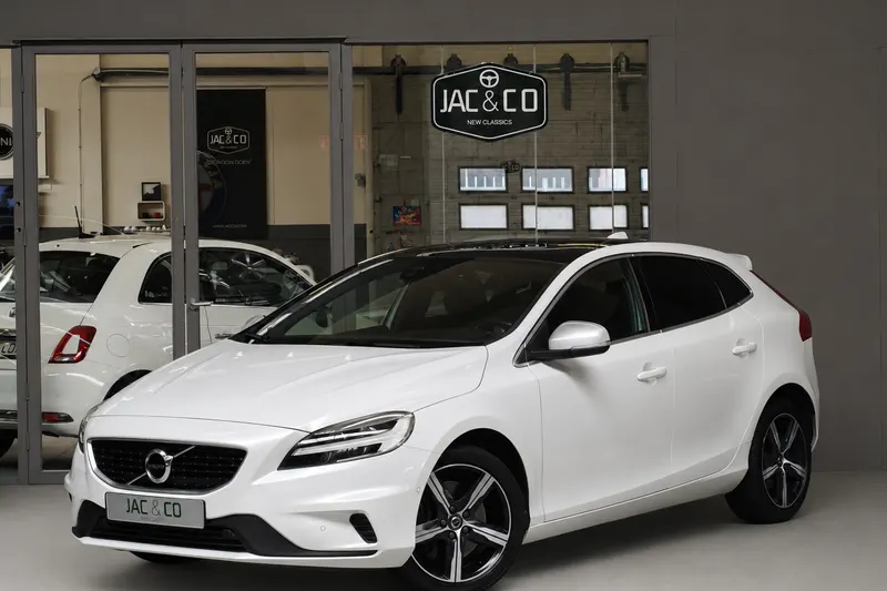 Volvo V40 (2019)