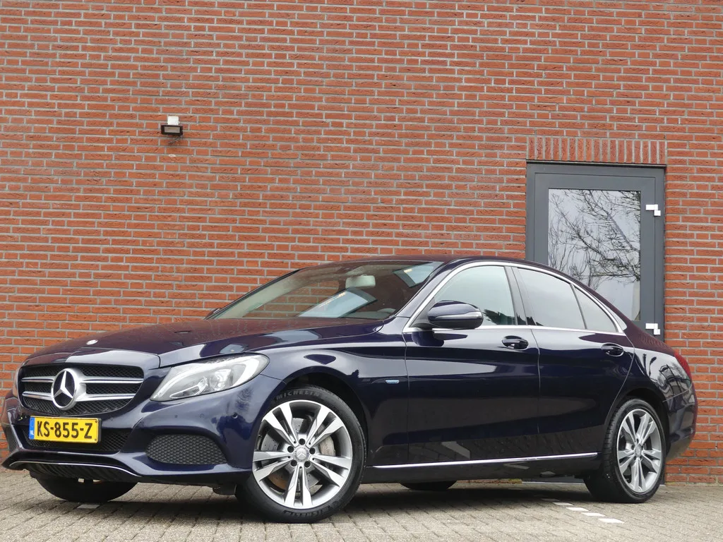 Mercedes-Benz C-Klasse (2016) — foto 1