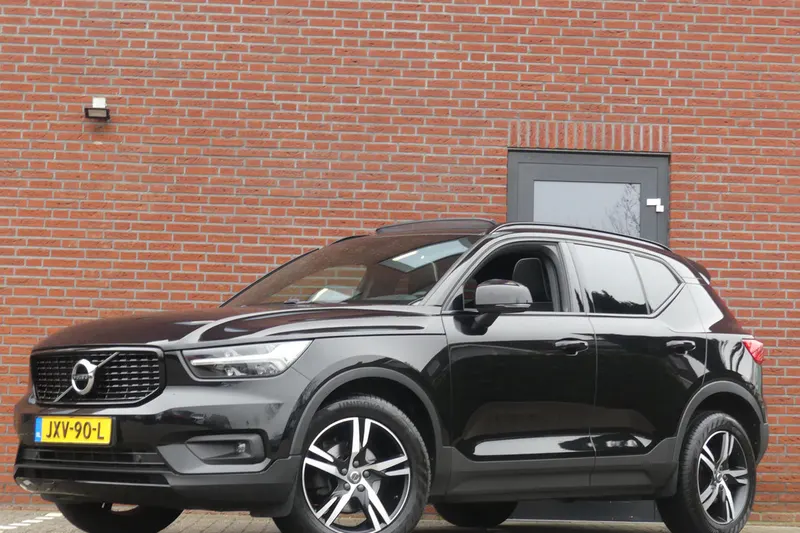 Volvo XC40 (2021)