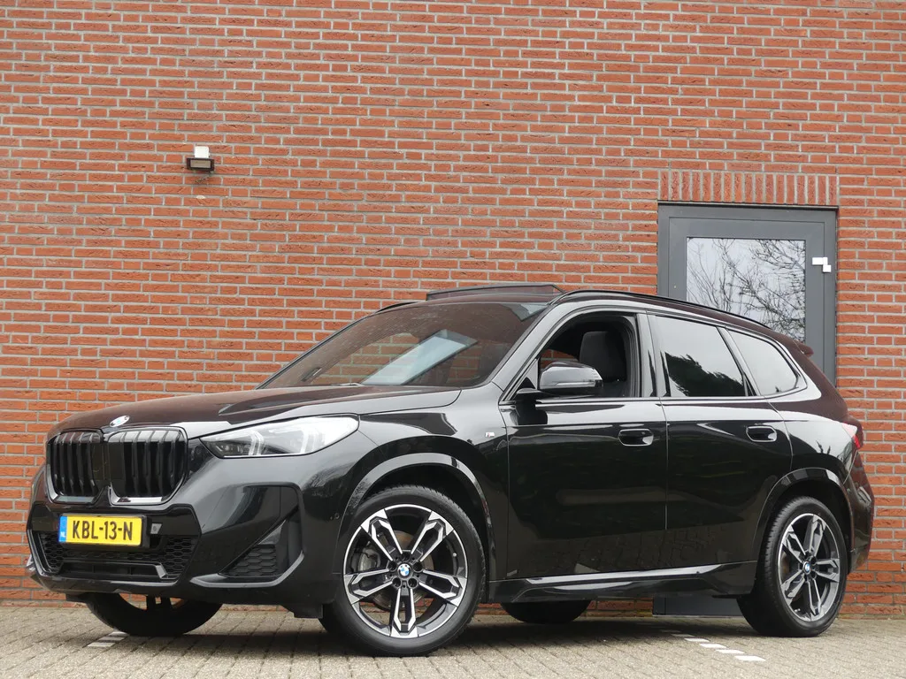 BMW X1 (2023) — foto 1