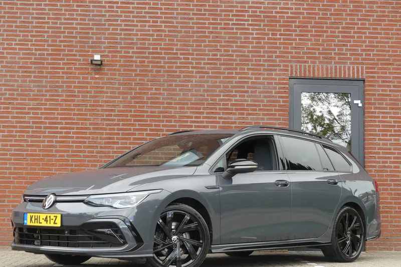 Volkswagen Golf (2022)