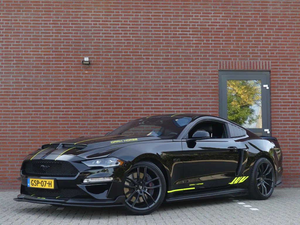 Ford Mustang (2021) — foto 1