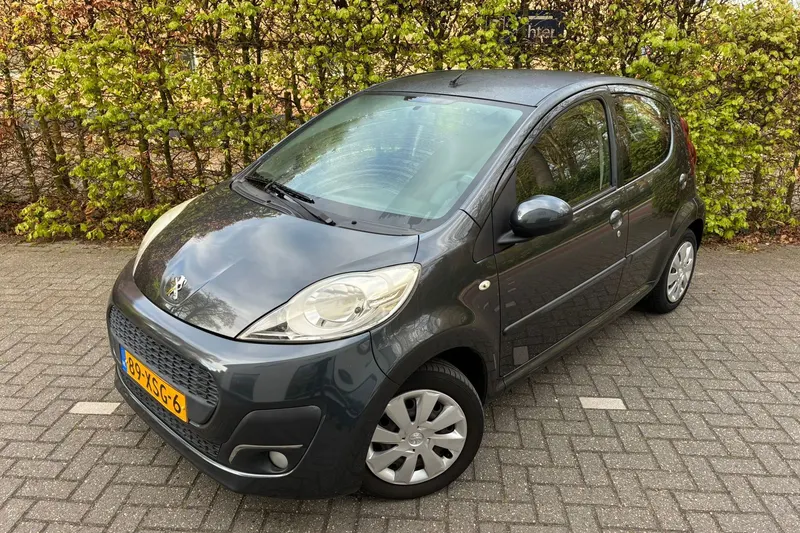 Peugeot 107 (2012)
