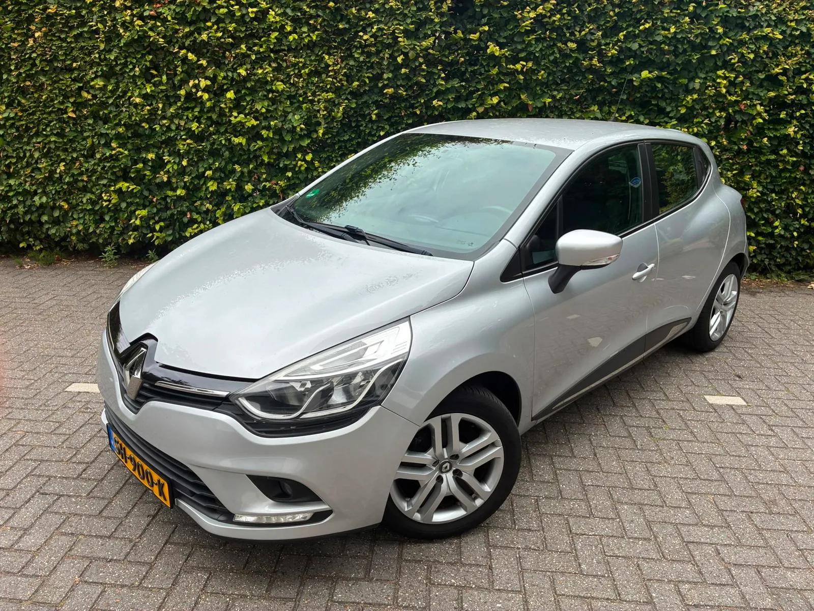 Renault Clio (2017) — foto 1
