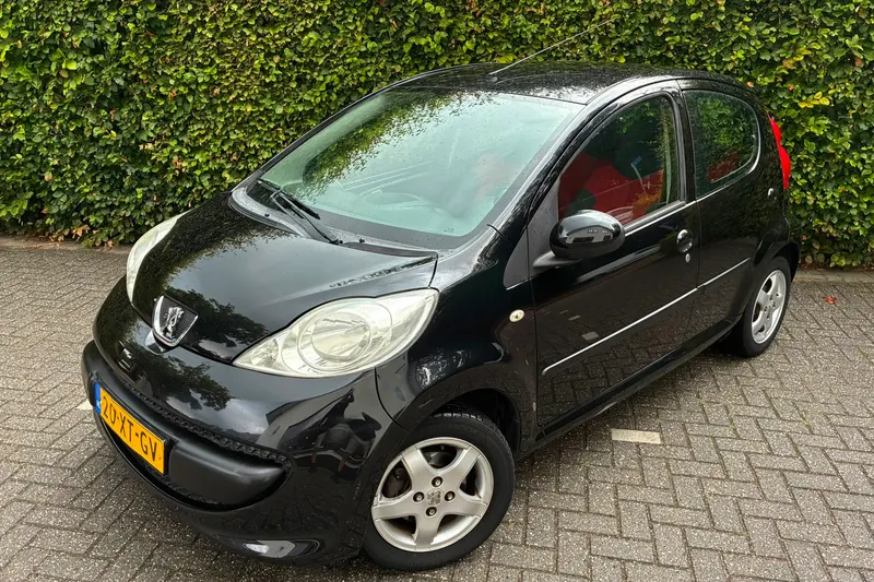 Peugeot 107 (2007)