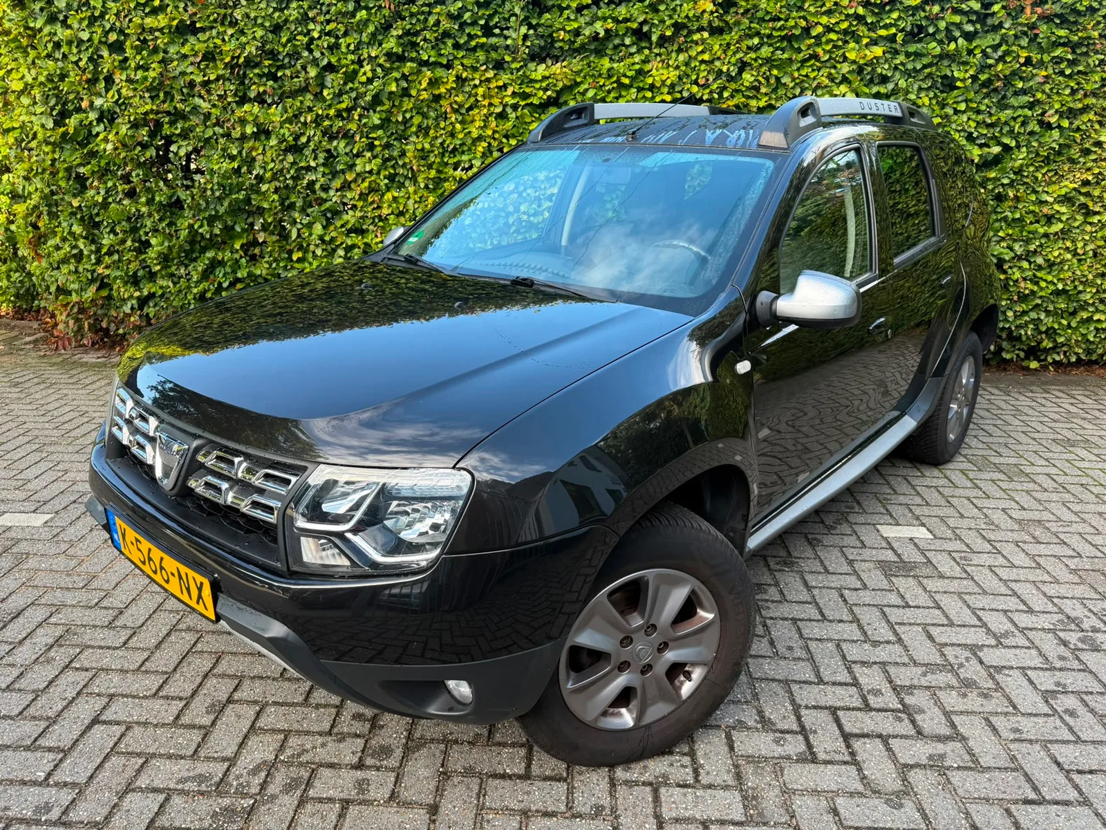 Dacia Duster (2015) — foto 1