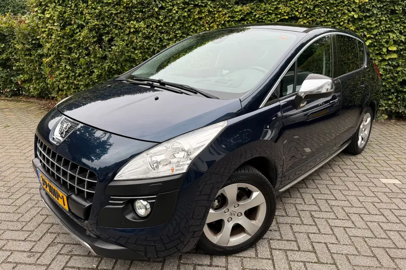 Peugeot 3008 (2010)