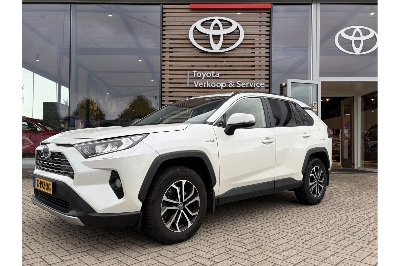 Toyota RAV4 (2020) — foto 1