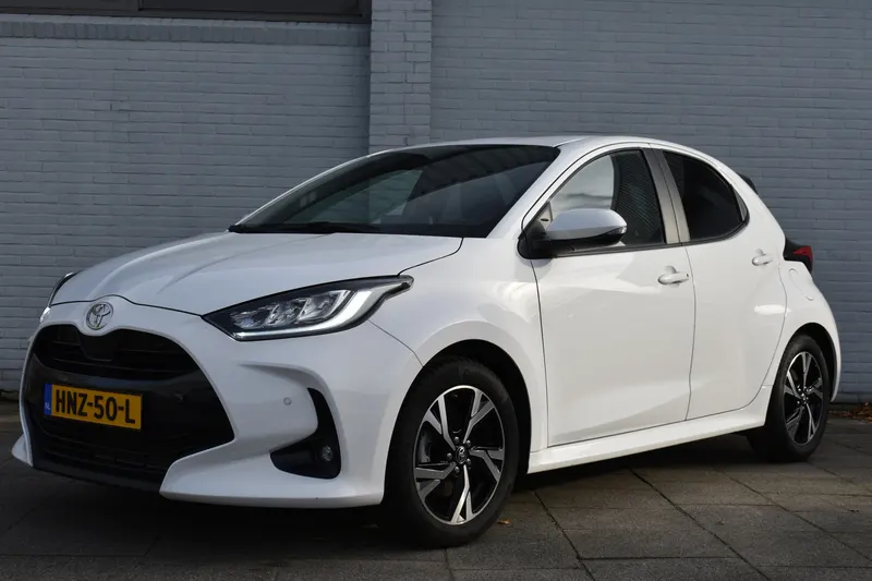 Toyota Yaris (2024)