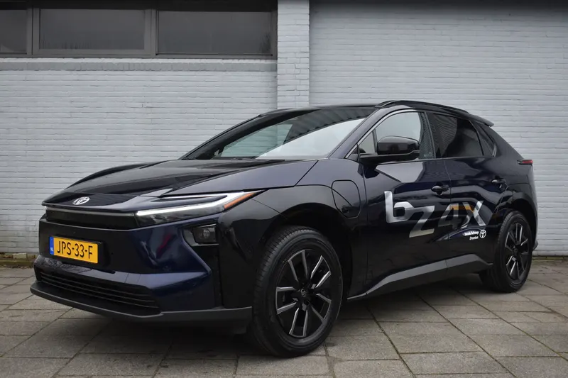 Toyota bZ4X (2025)