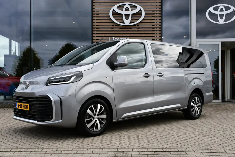 Toyota ProAce Worker (2024)