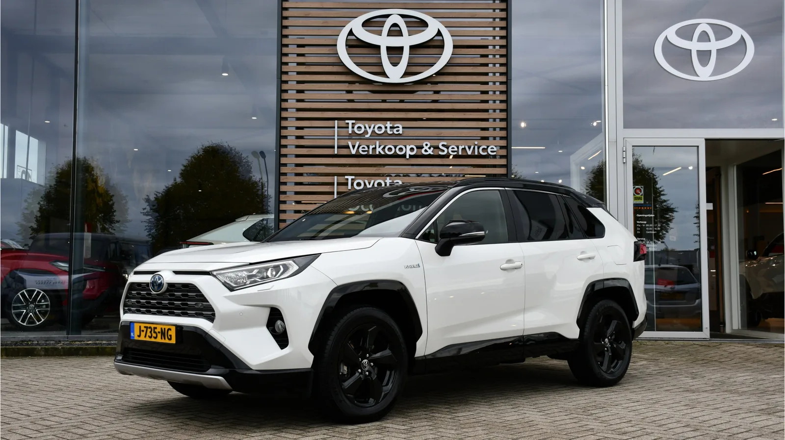 Toyota RAV4 (2019) — foto 1