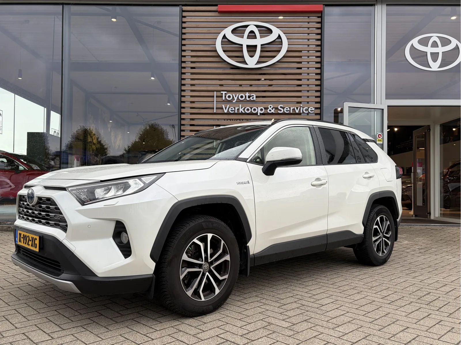 Toyota RAV4 (2020) — foto 1