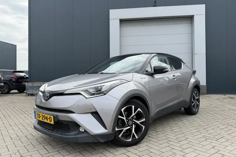 Toyota C-HR (2017)