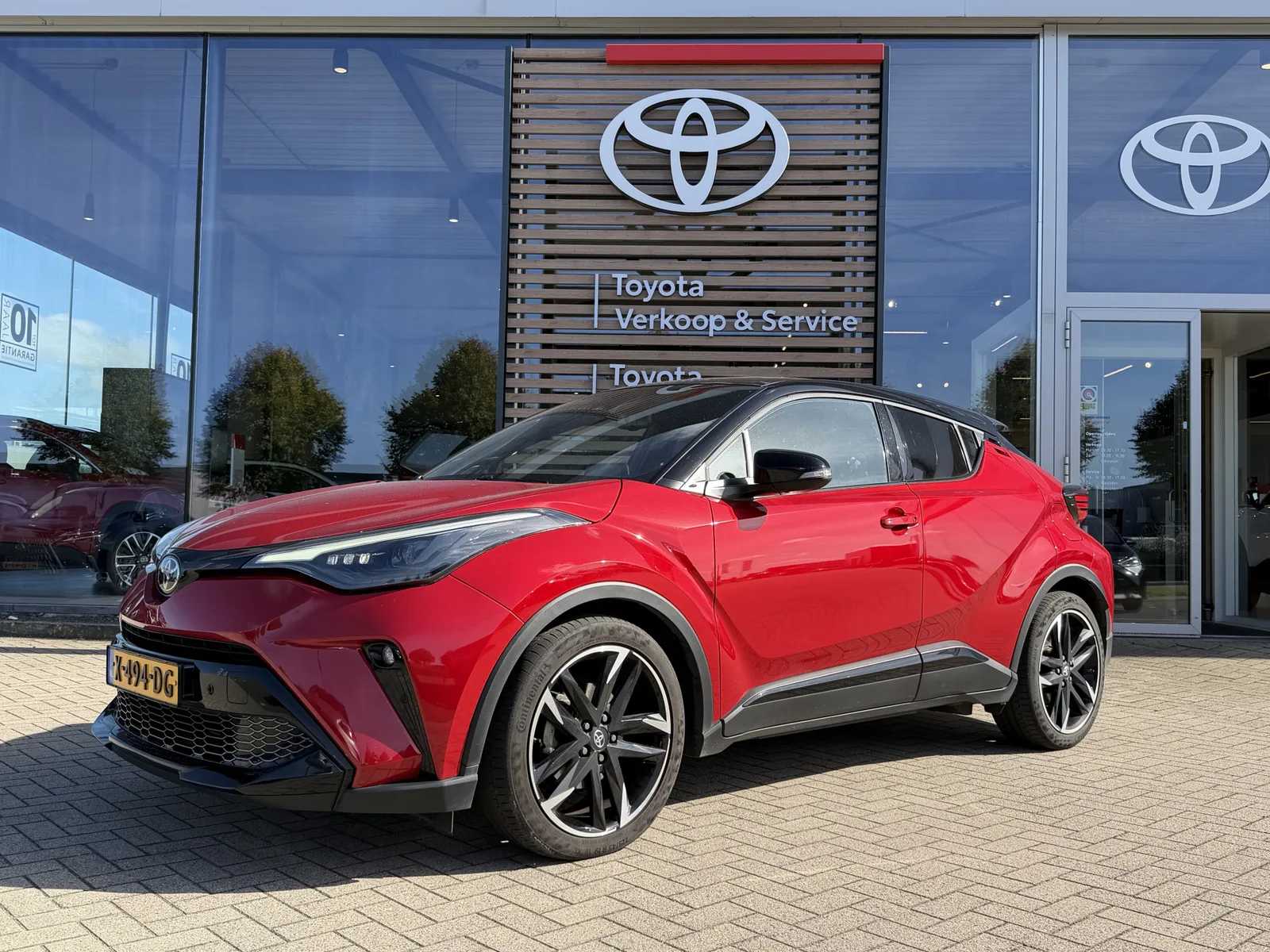 Toyota C-HR (2023) — foto 1