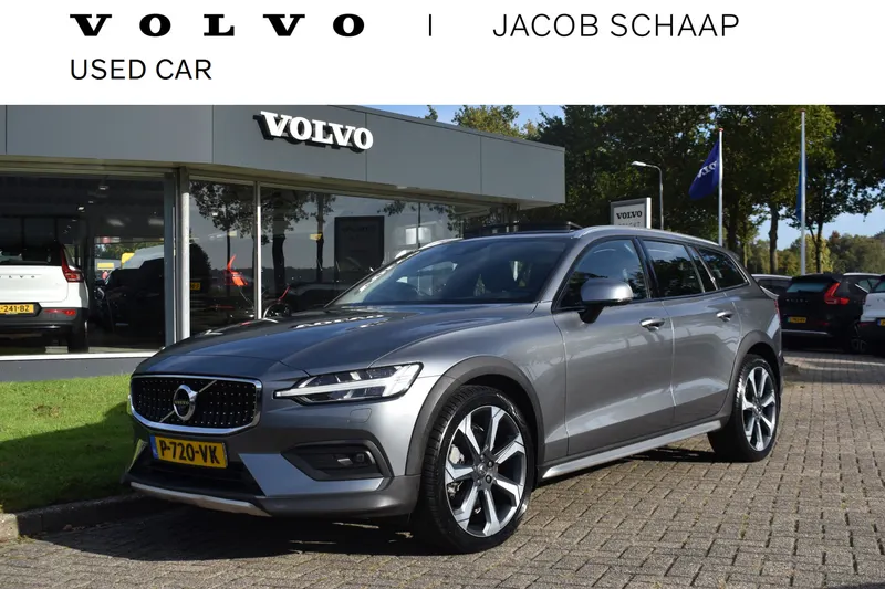 Volvo V60 Cross Country (2021)