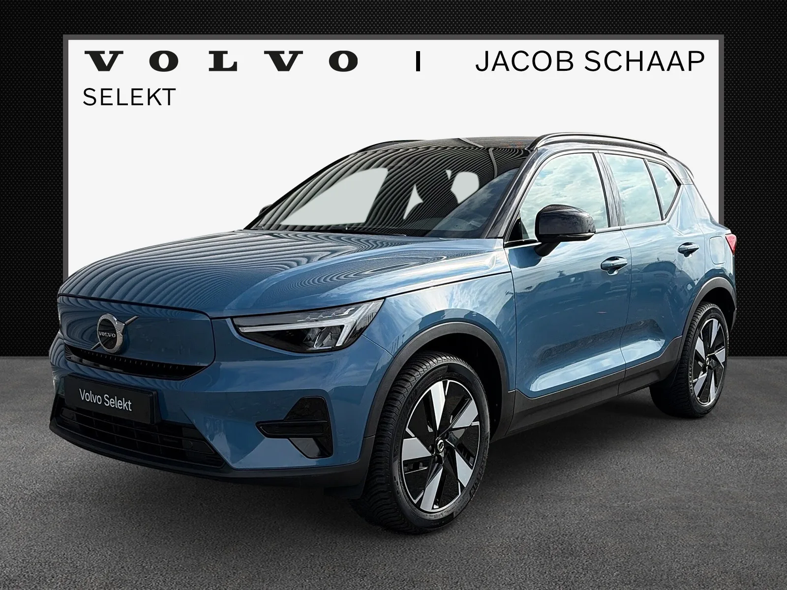 Volvo XC40 (2024) — foto 1