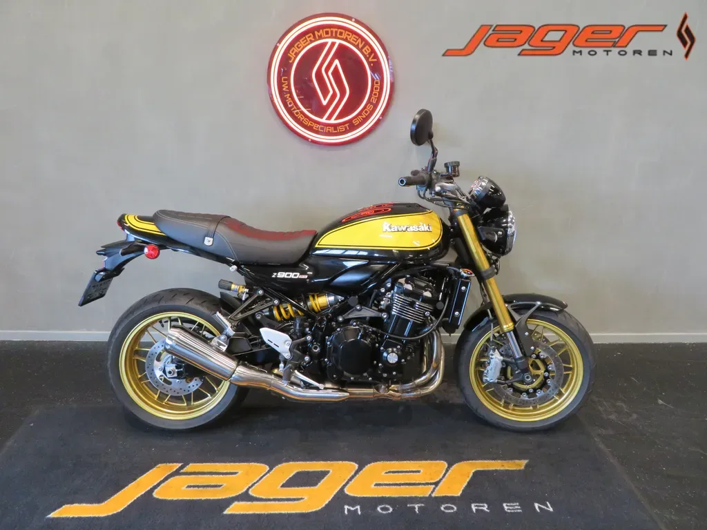 Kawasaki Z900RS (2024) — foto 1