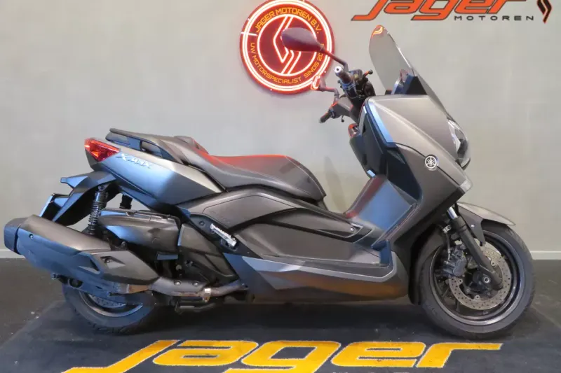 Yamaha X MAX 400 (2013)