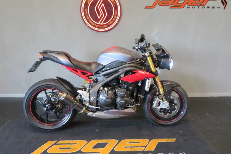 Triumph Speed TRIPLE R (2017)