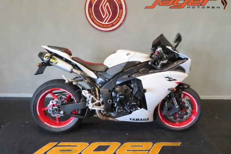 Yamaha YZF-R1 (2010)
