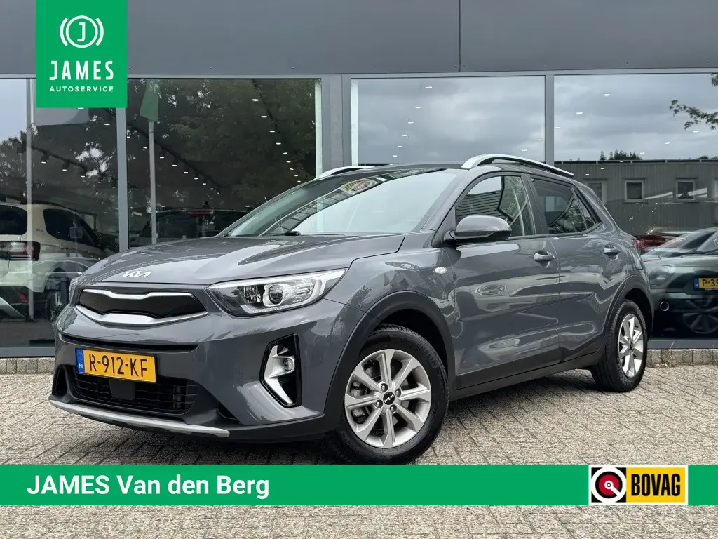 Kia Stonic (2022) — foto 1