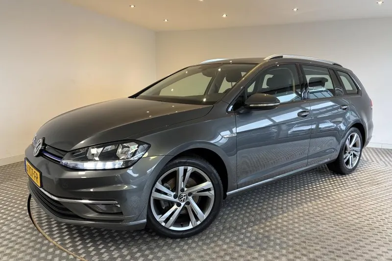 Volkswagen Golf (2020)