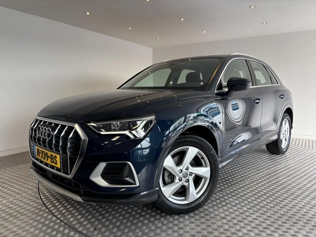 Audi Q3 (2020) — foto 1