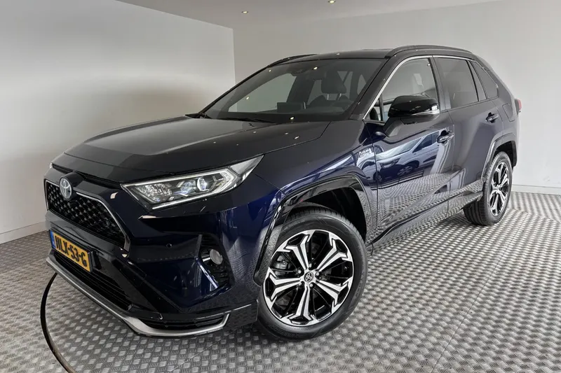 Toyota RAV4 (2022)