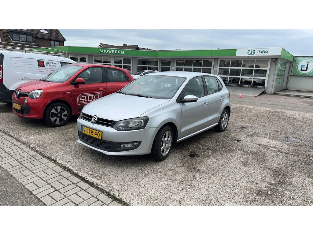 Volkswagen Polo (2013) — foto 1