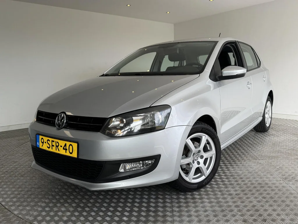 Volkswagen Polo (2013) — foto 1