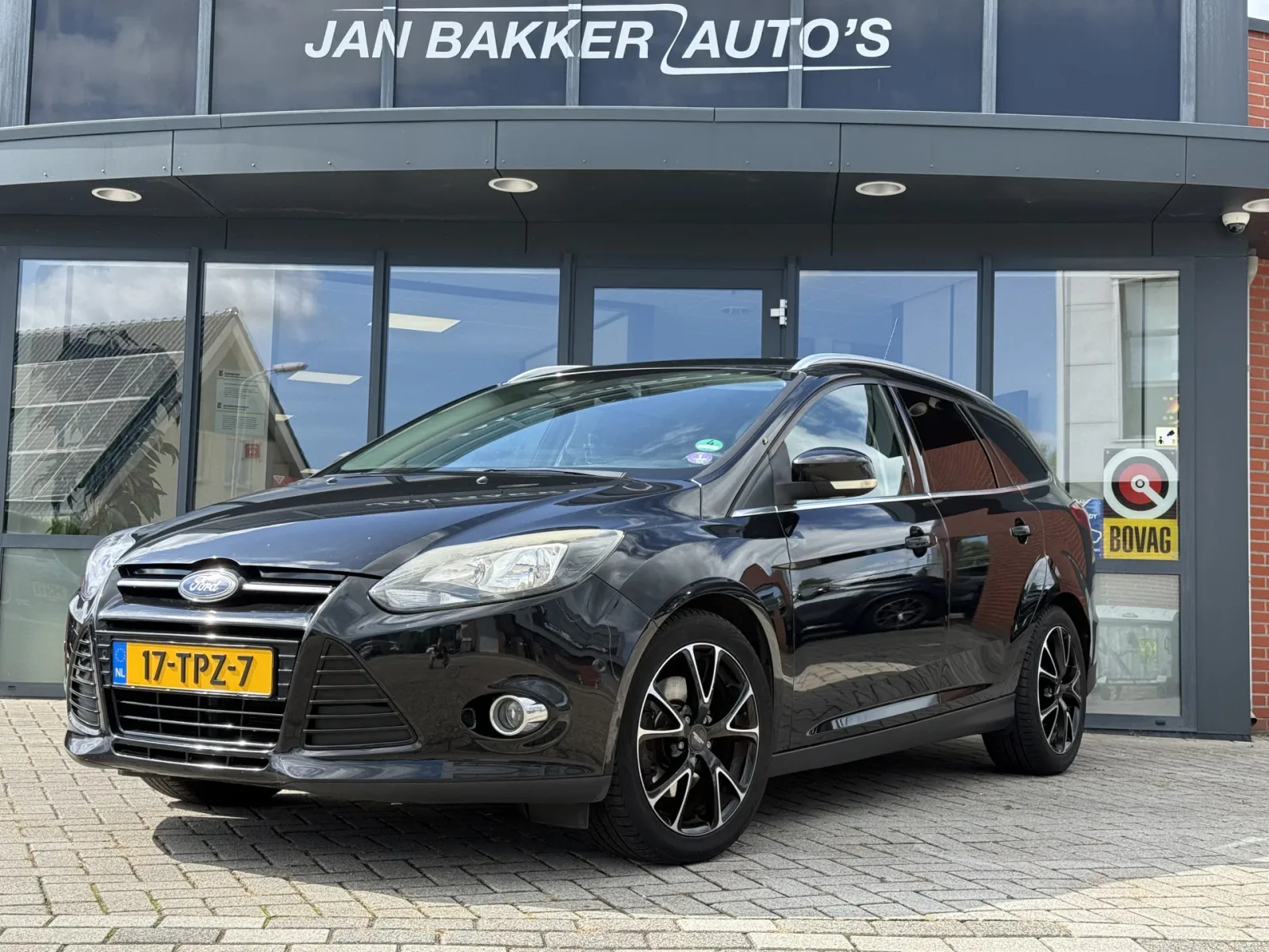 Ford Focus (2012) — foto 1