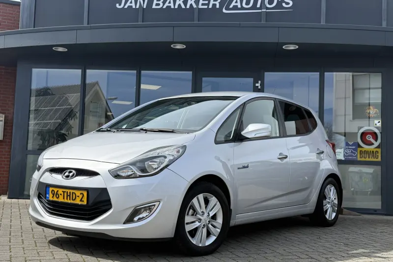 Hyundai ix20 (2012)