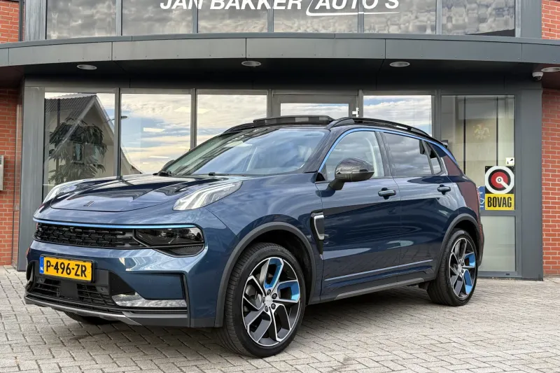 Lynk & Co 01 (2022)