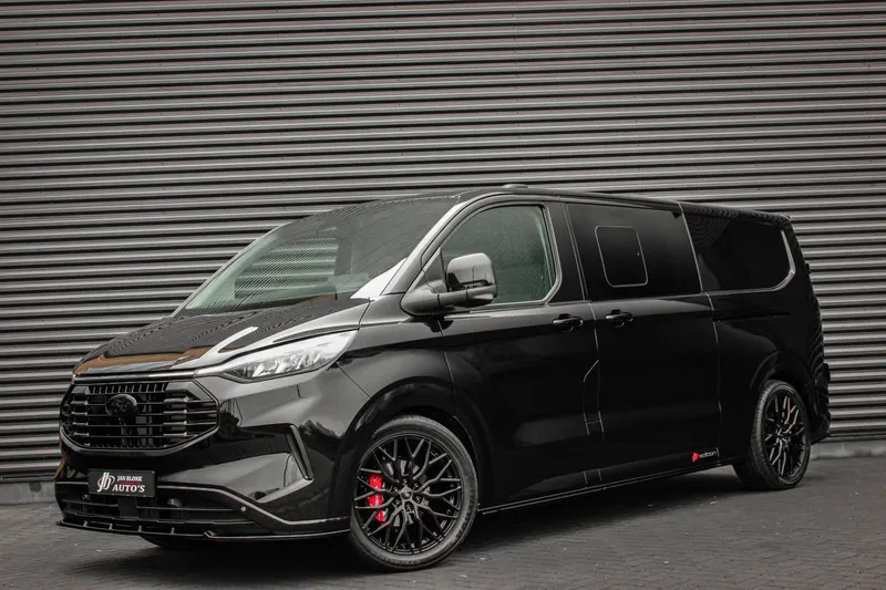 Ford Transit Custom (2024)