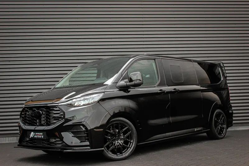 Ford Transit Custom (2024)