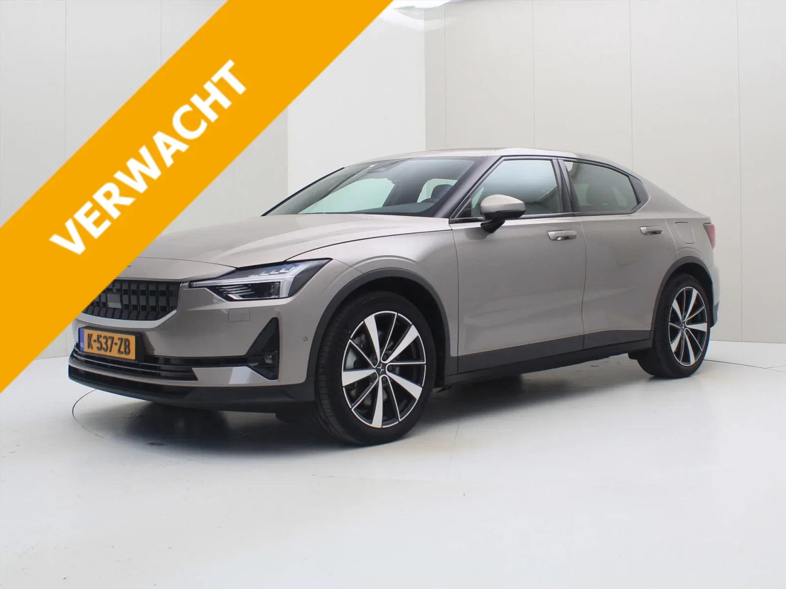 Polestar 2 (2021) — foto 1