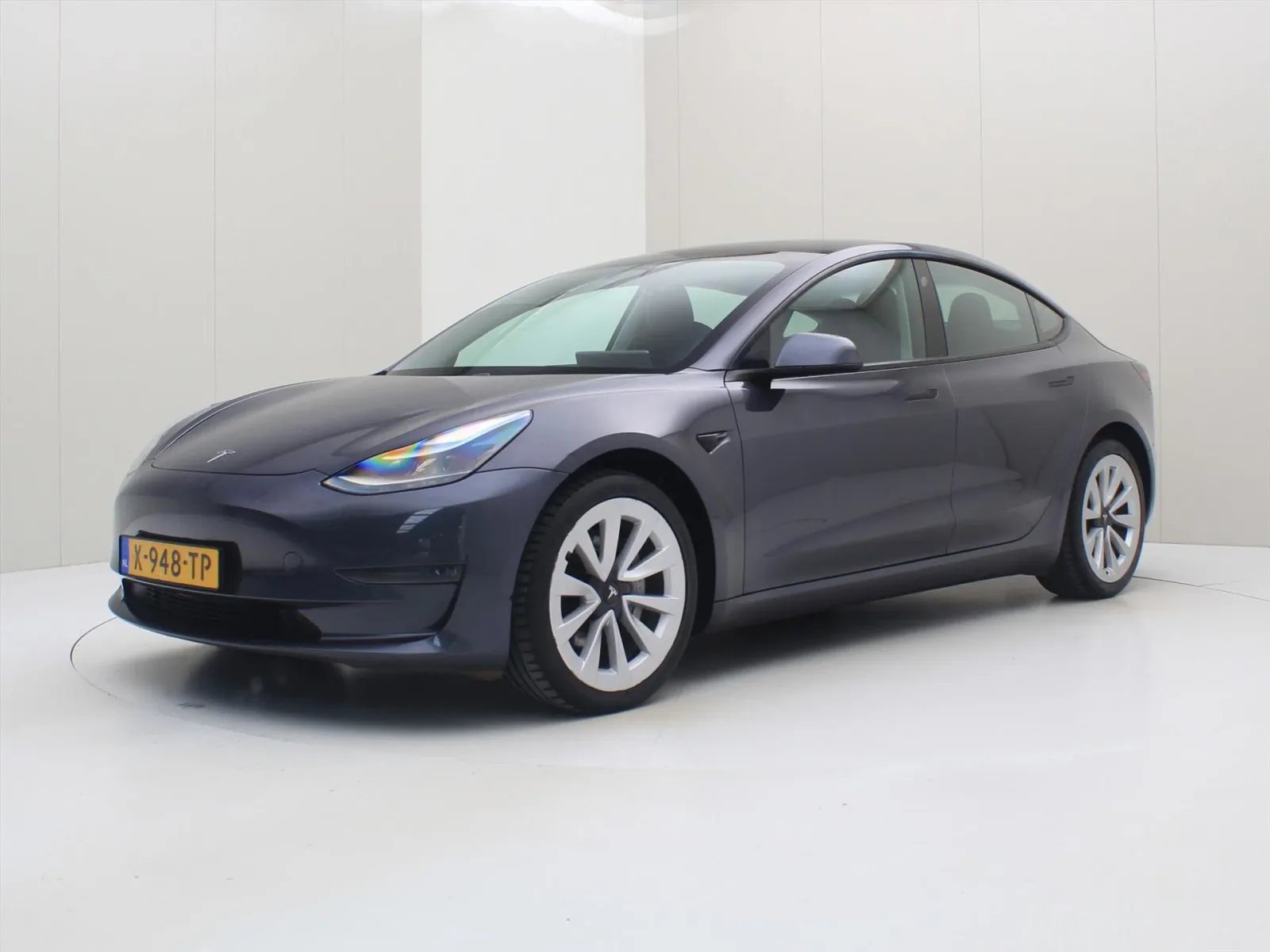 Tesla Model 3 (2021) — foto 1