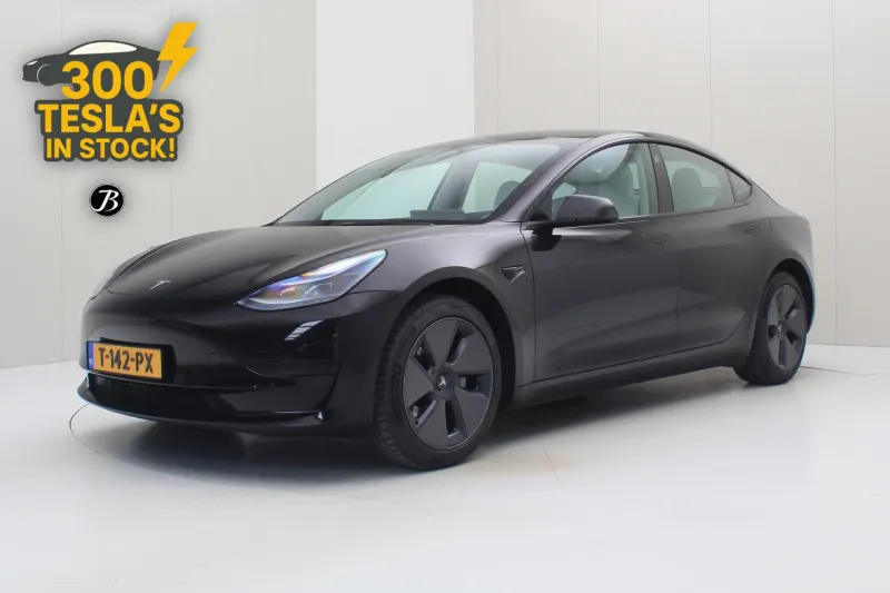 Tesla Model 3 (2023)